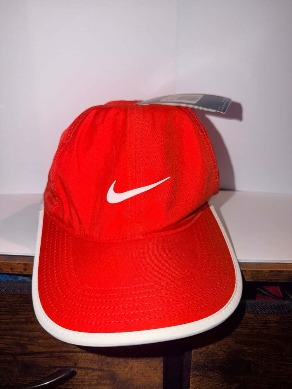 Nike Featherlight Dri-Fit Tennis Golf Running Adult Cap Red Retro 679421-696